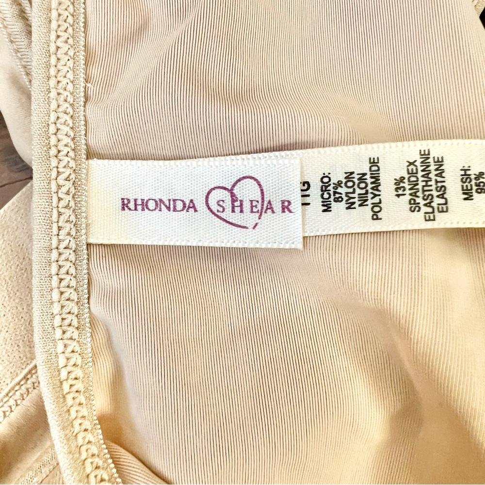 Rhonda Shear Beige W/Navy Blue Shell Pattern Wireless Bra Women’s Sz 2X NWOT - Picture 4 of 6